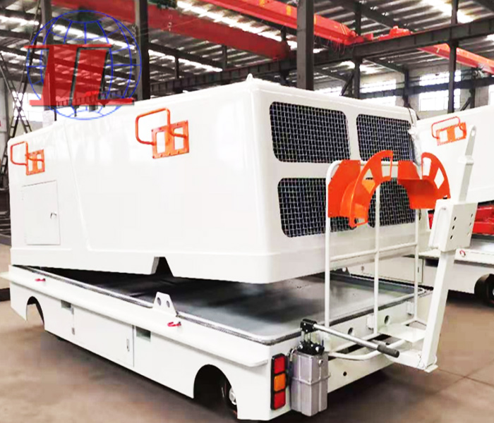 河南机场用自行多功能车