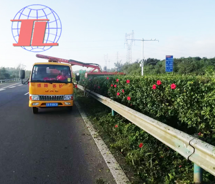 河南绿化修剪车