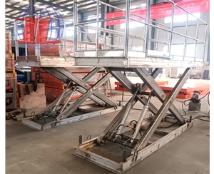 河南不锈钢升降机